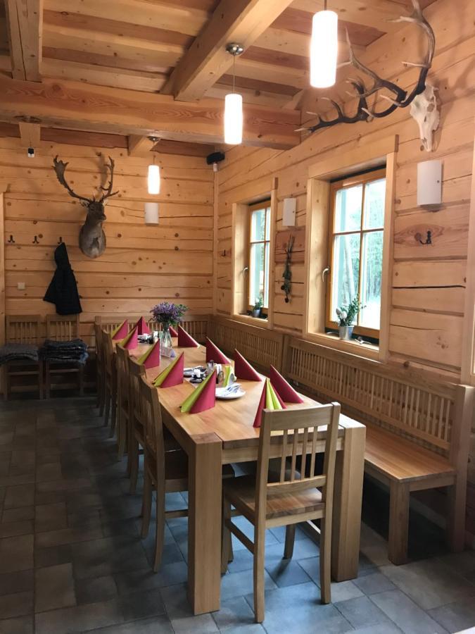Kamenacka Myslivna Hotell Moravany  Eksteriør bilde