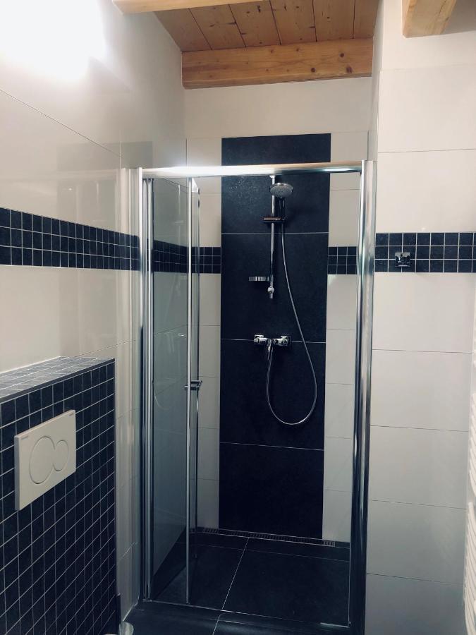 Kamenacka Myslivna Hotell Moravany  Eksteriør bilde