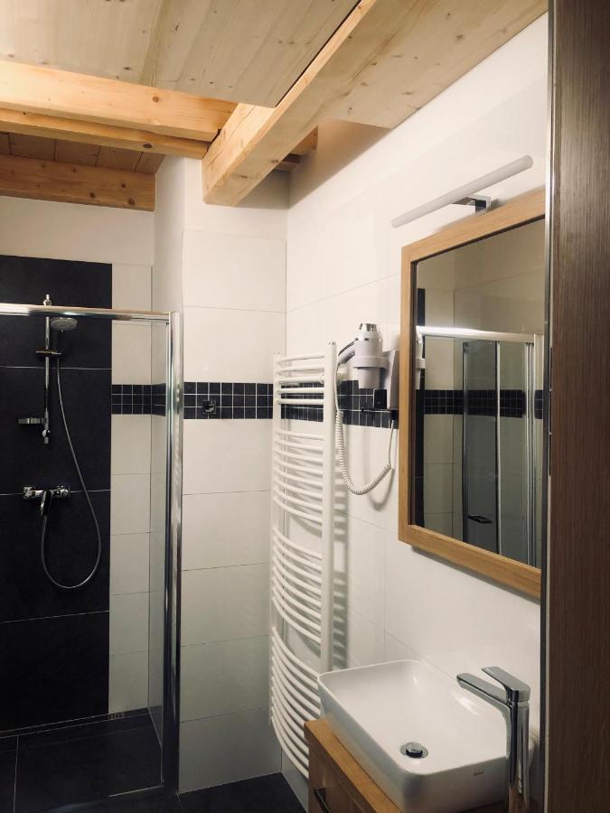 Kamenacka Myslivna Hotell Moravany  Eksteriør bilde