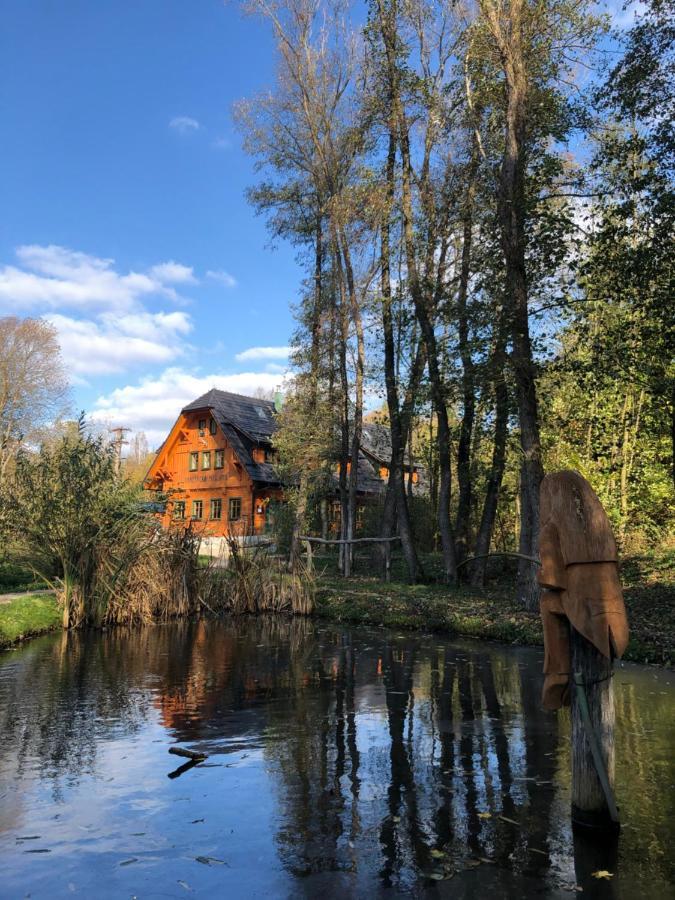 Kamenacka Myslivna Hotell Moravany  Eksteriør bilde